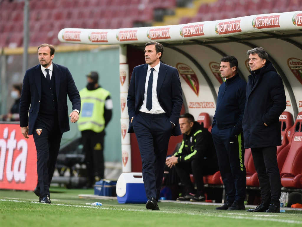 利用球员的 利用球员的